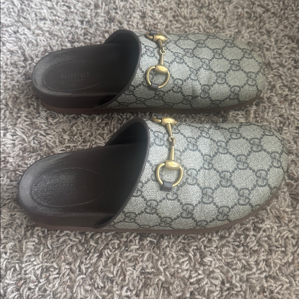 Gucci GG Supreme Horsebit Mules - Picture 3 of 7